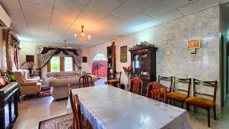 Bungalow for Sale in Kampung Tunku (Petaling Jaya) - Adzura Zamedin - PropertyGuru.com.my