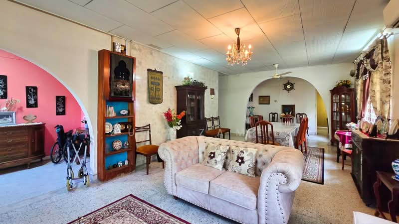 Bungalow for Sale in Kampung Tunku (Petaling Jaya) - Adzura Zamedin - PropertyGuru.com.my