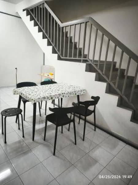 Townhouse for Rent in Taman Bukit Cheng (Cheng) - Woon . - Interior - PropertyGuru.com.my