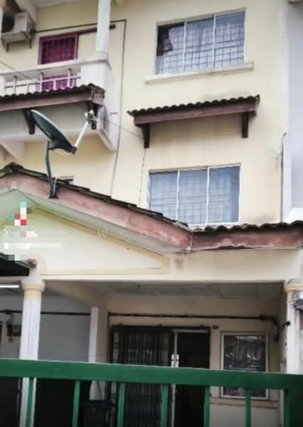 Townhouse for Rent in Taman Bukit Cheng (Cheng) - Woon . - Exterior - PropertyGuru.com.my