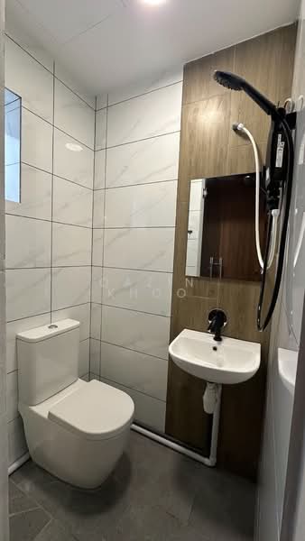Condominium for Rent at Piccadilly - Qazin Khoo - Bathroom - PropertyGuru.com.my