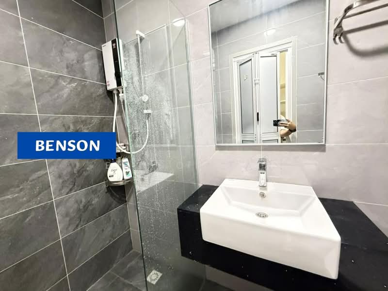 Kondominium untuk Disewa di Lucerne Residences - Benson Tan - Bathroom - PropertyGuru.com.my