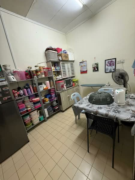 Rumah Teres 1 Tingkat untuk Dijual di Taman Pasir Putih (Pasir Gudang) - ALHAFIZ AZIS - Kitchen - PropertyGuru.com.my