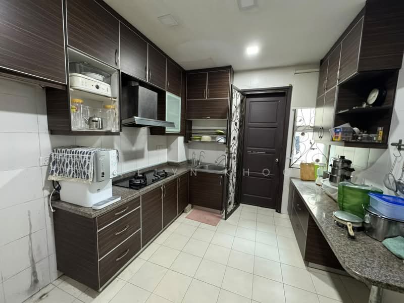 Rumah Banglo untuk Dijual di Kayangan Heights (Shah Alam) - Evelyn Khoo - Kitchen - PropertyGuru.com.my