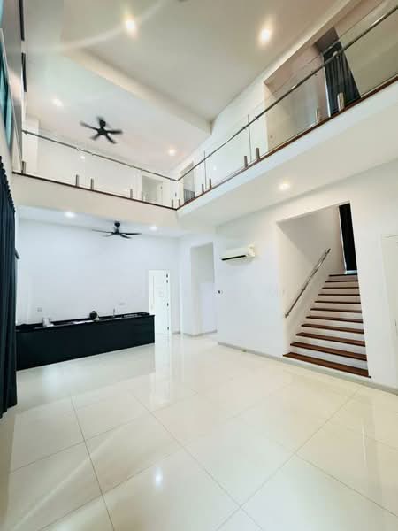 Bungalow for Rent in Cyberjaya (Selangor) - Joey Lim - Living Room - PropertyGuru.com.my