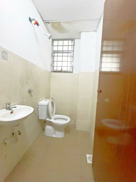 Pangsapuri untuk Dijual di Villamas - Kayden Hiew - Bathroom - PropertyGuru.com.my