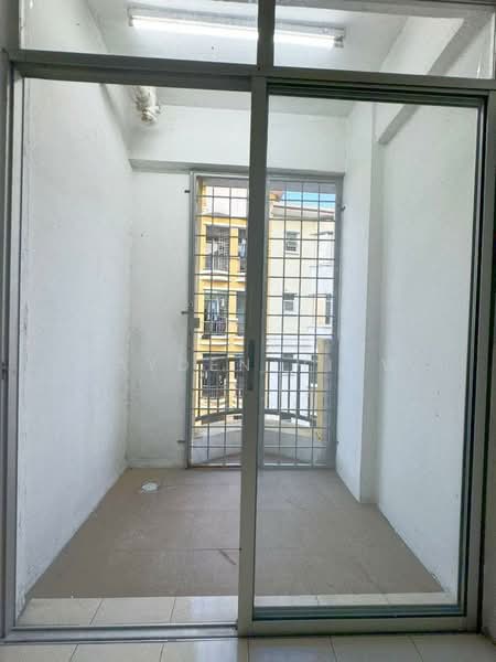 Pangsapuri untuk Dijual di Villamas - Kayden Hiew - Balcony - PropertyGuru.com.my