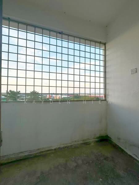 Pangsapuri untuk Dijual di Villamas - Kayden Hiew - Balcony - PropertyGuru.com.my