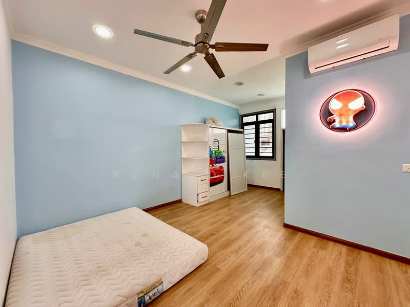 Semi-Detached House for Sale in Minden Heights (Gelugor) - Ronald Kee - Bedroom - PropertyGuru.com.my