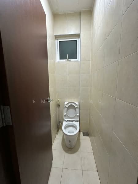 Servis Apartment untuk Disewa di Paragon Residences @ Straits View - Emily Hau - Bathroom - PropertyGuru.com.my
