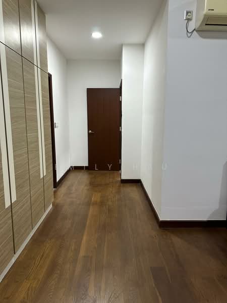 Servis Apartment untuk Disewa di Paragon Residences @ Straits View - Emily Hau - Corridor - PropertyGuru.com.my