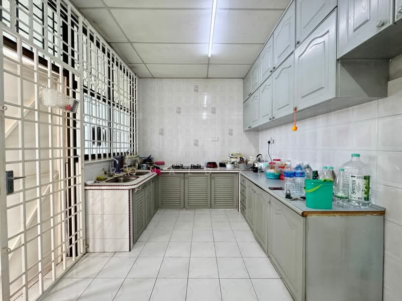 Semi-Detached House for Sale in Minden Heights (Gelugor) - Ronald Kee - Kitchen - PropertyGuru.com.my