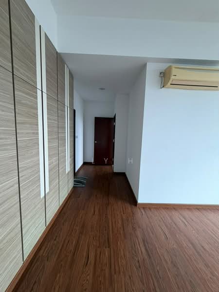 Servis Apartment untuk Disewa di Paragon Residences @ Straits View - Emily Hau - Corridor - PropertyGuru.com.my