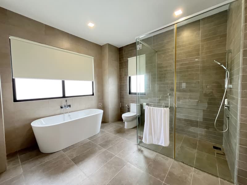 Bungalow for Sale in Banting (Selangor) - Charlie Gan - PropertyGuru.com.my