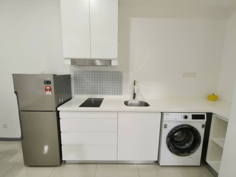 Service Residence for Rent at Southlink - Haley Chern - Kitchen - PropertyGuru.com.my