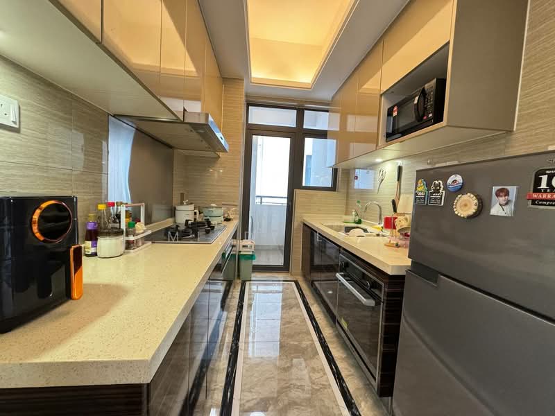 Service Residence for Sale at R&F Princess Cove Phase 1 - Mindy Lee - Kitchen - PropertyGuru.com.my