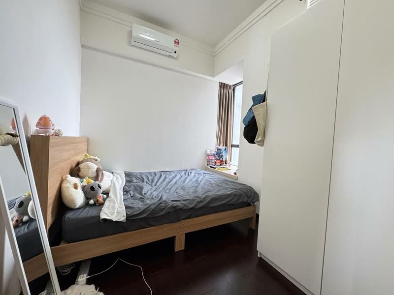 Service Residence for Sale at R&F Princess Cove Phase 1 - Mindy Lee - Bedroom - PropertyGuru.com.my