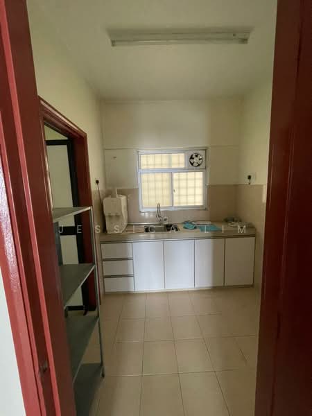 Service Residence for Sale at Beverly Tower @ Plaza Medan Putra - Jessica Lim - Kitchen - PropertyGuru.com.my