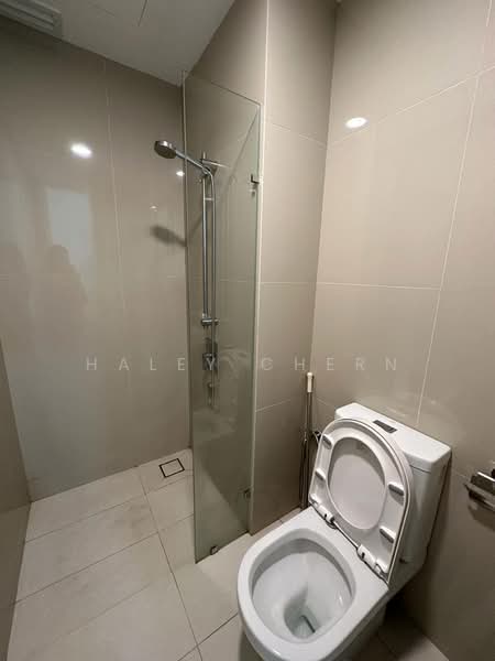Service Residence for Rent at Southlink - Haley Chern - Bathroom - PropertyGuru.com.my
