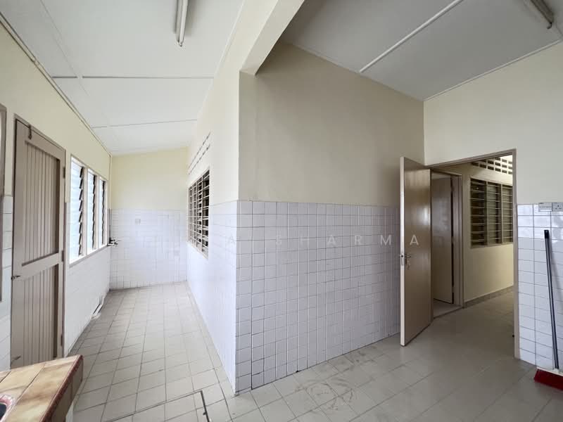 Rumah Teres 1 Tingkat untuk Disewa di Taman Lucky (Bangsar) - Anita Sharma - PropertyGuru.com.my