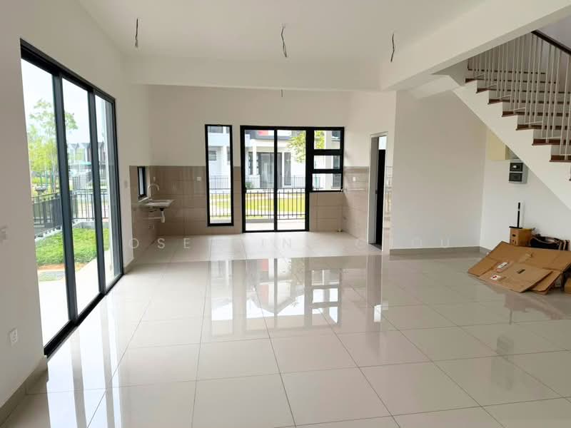 2-storey Terraced House for Sale in Shah Alam (Selangor) - Josephine Chou - Living Room - PropertyGuru.com.my