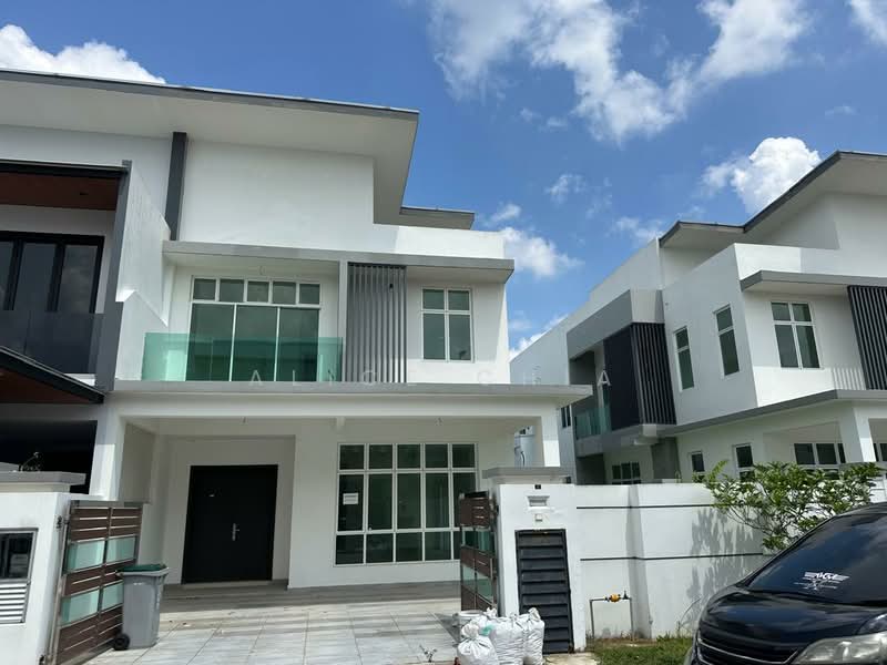Rumah Kluster untuk Dijual di Mutiara Rini (Skudai) - Alice Chia - Exterior - PropertyGuru.com.my