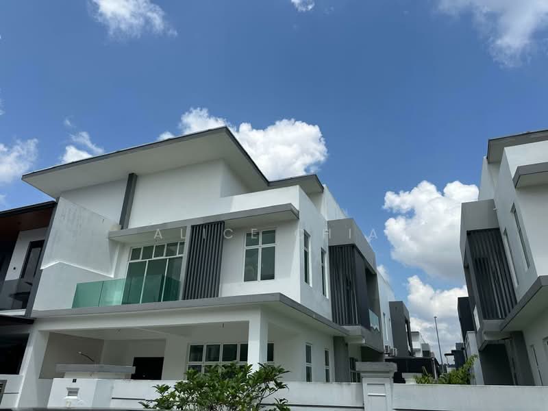 Rumah Kluster untuk Dijual di Mutiara Rini (Skudai) - Alice Chia - Exterior - PropertyGuru.com.my