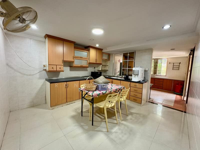 Rumah Teres untuk Dijual di Minden Heights (Gelugor) - Ronald Kee - Kitchen - PropertyGuru.com.my