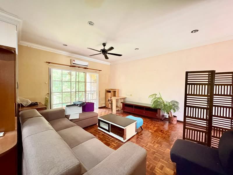 Rumah Teres untuk Dijual di Minden Heights (Gelugor) - Ronald Kee - Living Room - PropertyGuru.com.my