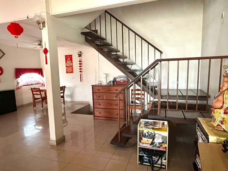 2-storey Terraced House for Sale in SS2 (Petaling Jaya) - Joelle Law - Living Room - PropertyGuru.com.my