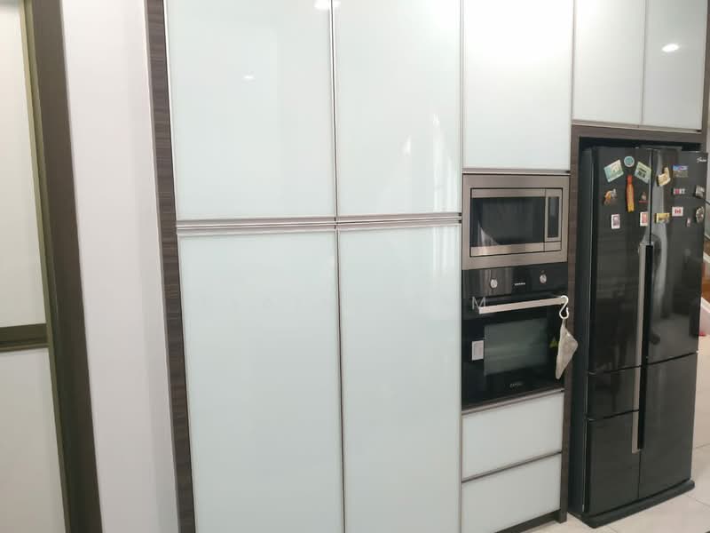 Cluster House for Sale in Senibong (Permas Jaya) - Elaine Sim - Kitchen - PropertyGuru.com.my