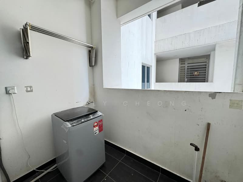 Servis Apartment untuk Dijual di Sky Habitat - Xuelly Cheong - Balcony - PropertyGuru.com.my