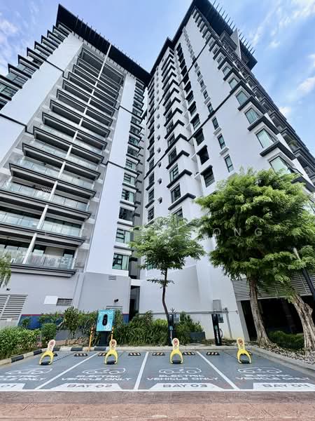 Kondominium untuk Disewa di Papillon Desahill Condominium - Elcoln Leong - Exterior - PropertyGuru.com.my