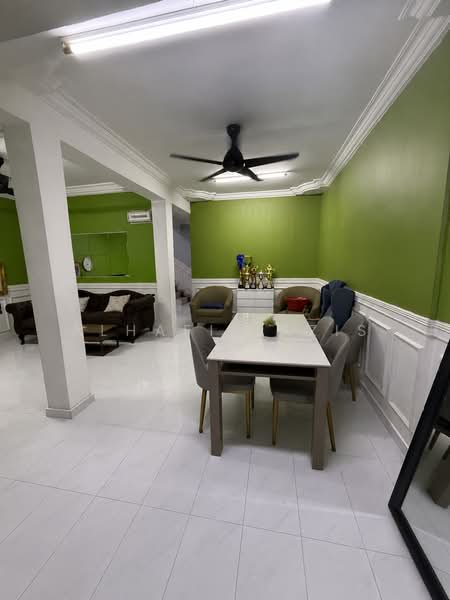2-storey Terraced House for Sale in Taman Mawar (Pasir Gudang) - ALHAFIZ AZIS - Living Room - PropertyGuru.com.my