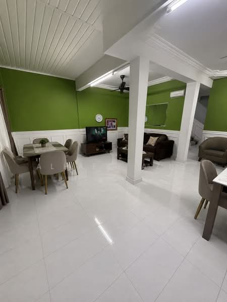 2-storey Terraced House for Sale in Taman Mawar (Pasir Gudang) - ALHAFIZ AZIS - Living Room - PropertyGuru.com.my