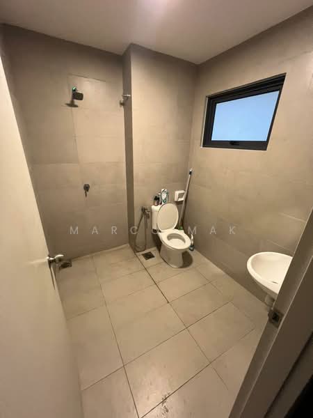 Servis Apartment untuk Dijual di SUNSURIA FORUM SERVICED APARTMENT - Marco Mak - Bathroom - PropertyGuru.com.my