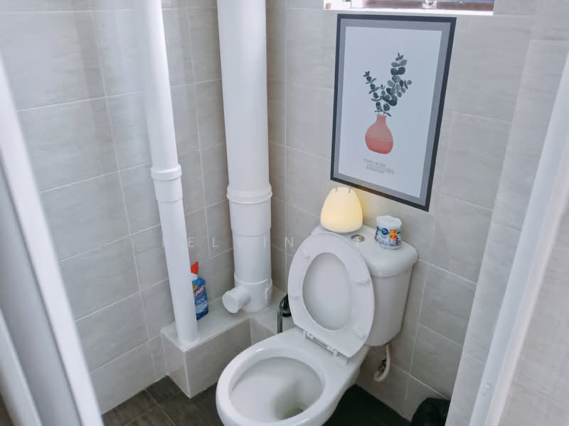 Flat for Rent at Pangsapuri Pelangi - Kelvin Lim - Bathroom - PropertyGuru.com.my