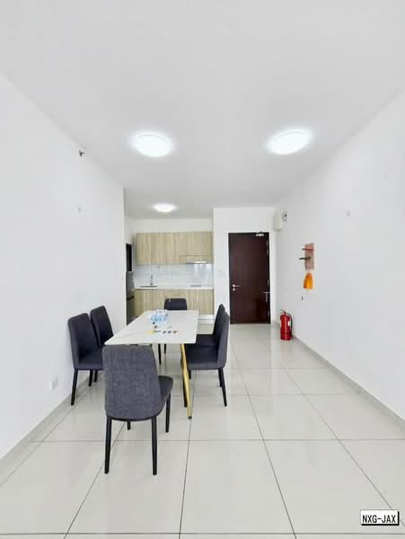 Servis Apartment untuk Disewa di GM Residence Remia - Reilynn Tue - Dining Room - PropertyGuru.com.my