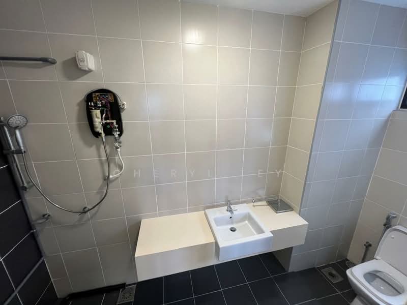 Service Residence for Rent at Meridin Suites @ The Meridin - Cheryl Tey - Bathroom - PropertyGuru.com.my