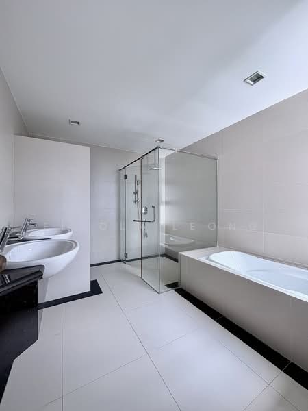 Condominium for Sale at Papillon Desahill Condominium - Elcoln Leong - Bathroom - PropertyGuru.com.my