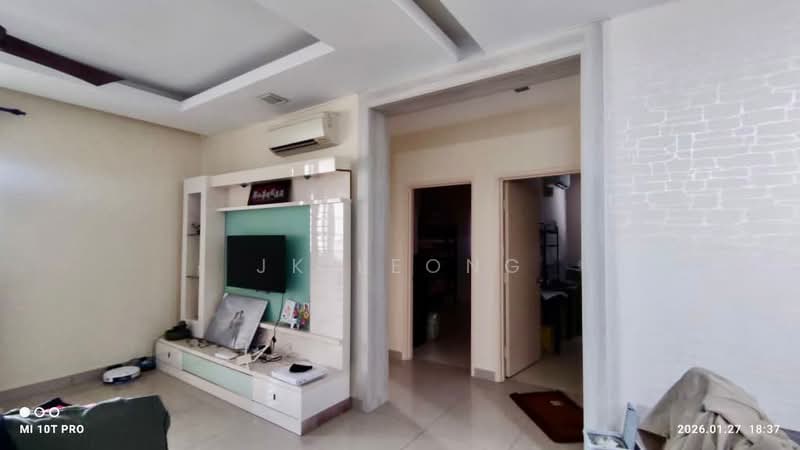 Kondominium untuk Dijual di Aman Heights Condominium - JK Leong - Living Room - PropertyGuru.com.my