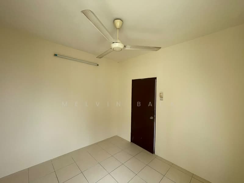 Condominium for Rent at Platinum Lake PV 10 - Melvin Bala - Interior - PropertyGuru.com.my