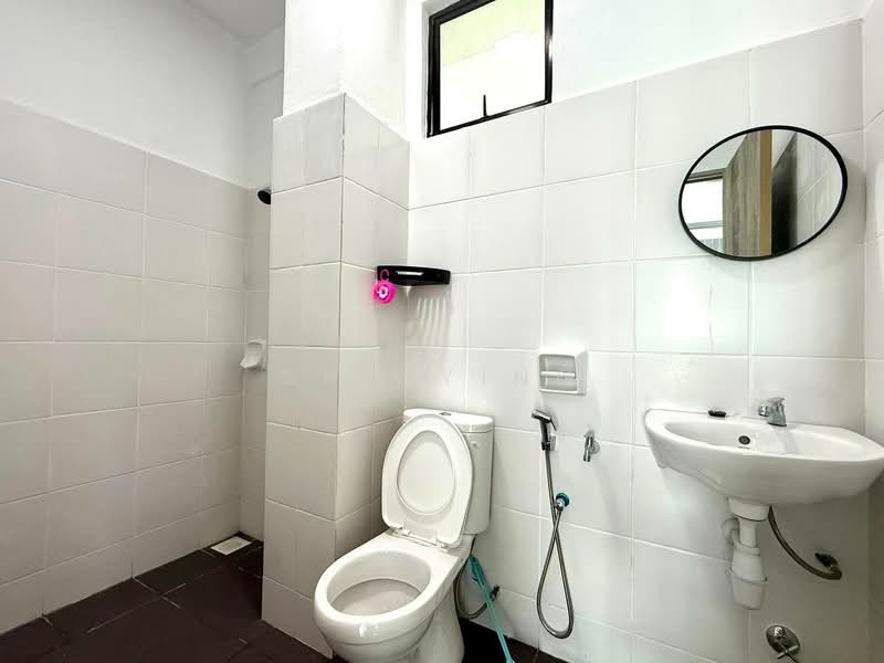 Apartment for Sale at Residensi Larkin Indah - Shu Ying - Bathroom - PropertyGuru.com.my
