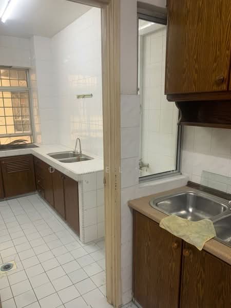 Condominium for Rent at Menara Megah - Daniel Teh - Kitchen - PropertyGuru.com.my