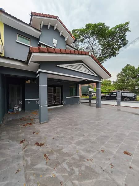 Rumah Teres 2 Tingkat untuk Dijual di Taman Puteri Wangsa (Ulu Tiram) - Benjamin Ong - Exterior - PropertyGuru.com.my