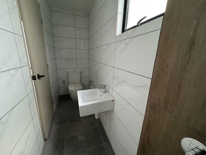 Servis Apartment untuk Dijual di Piccadilly - May Loo - Bathroom - PropertyGuru.com.my