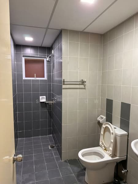 Servis Apartment untuk Dijual di Koi Kinrara - Sara Low - Bathroom - PropertyGuru.com.my
