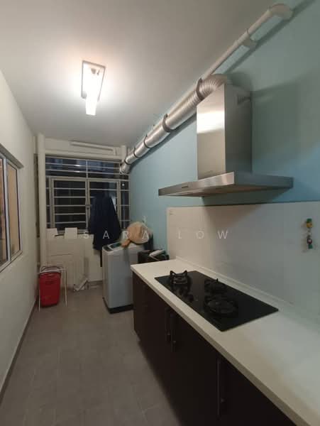 Servis Apartment untuk Dijual di Koi Kinrara - Sara Low - Kitchen - PropertyGuru.com.my