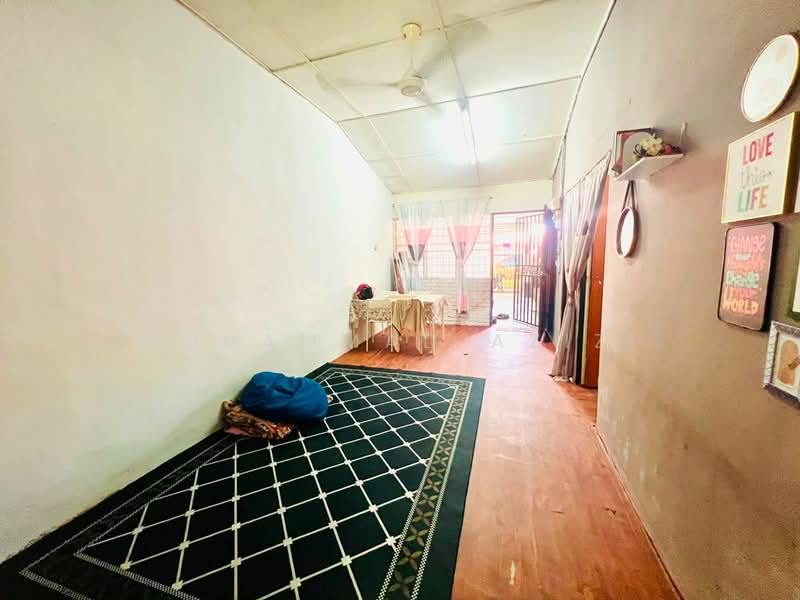 1-storey Terraced House for Sale in Taman Bukit Bendera (Mentakab) - Mohammad Azizi - PropertyGuru.com.my