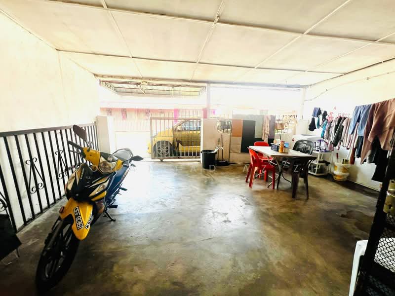 1-storey Terraced House for Sale in Taman Bukit Bendera (Mentakab) - Mohammad Azizi - PropertyGuru.com.my